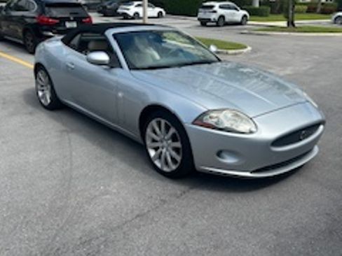 Used 2008 Jaguar XK Convertible image 10