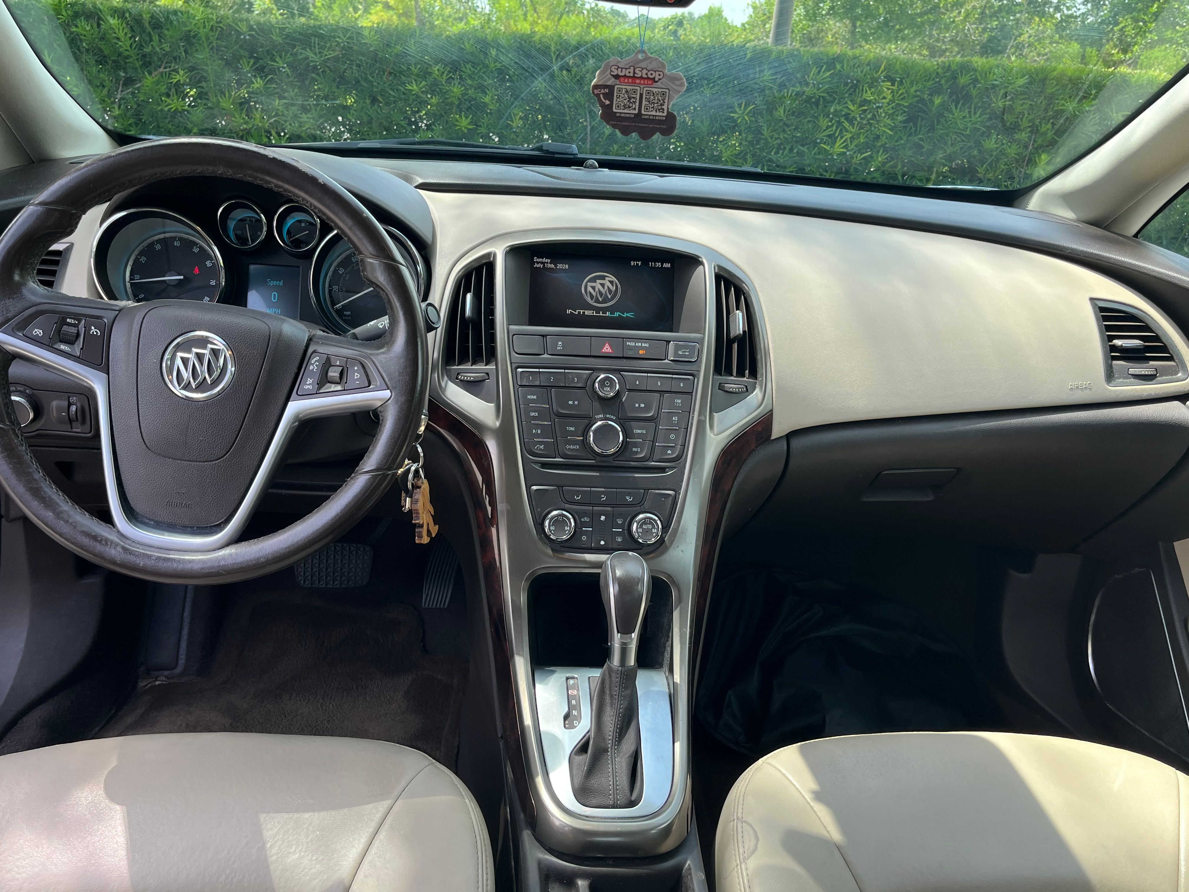 Used 2015 Buick Verano FWD image 10
