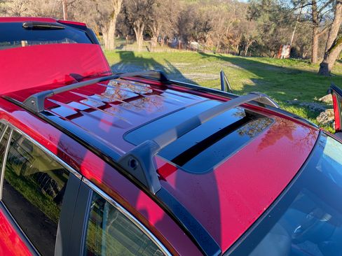 Used 2025 Toyota RAV4 XLE Premium image 12