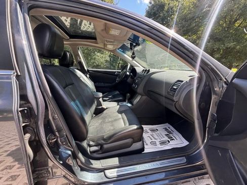 Used 2010 Nissan Altima 2.5 SL w/ SL Pkg image 6