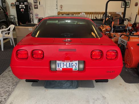 Used 1995 Chevrolet Corvette Coupe image 6