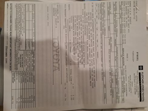 Used 2021 Toyota Corolla LE w/ Carpet Mat Package (TMS) image 24