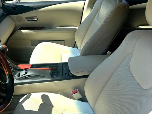 Used 2012 Lexus RX 450h AWD w/ Premium Pkg image 16
