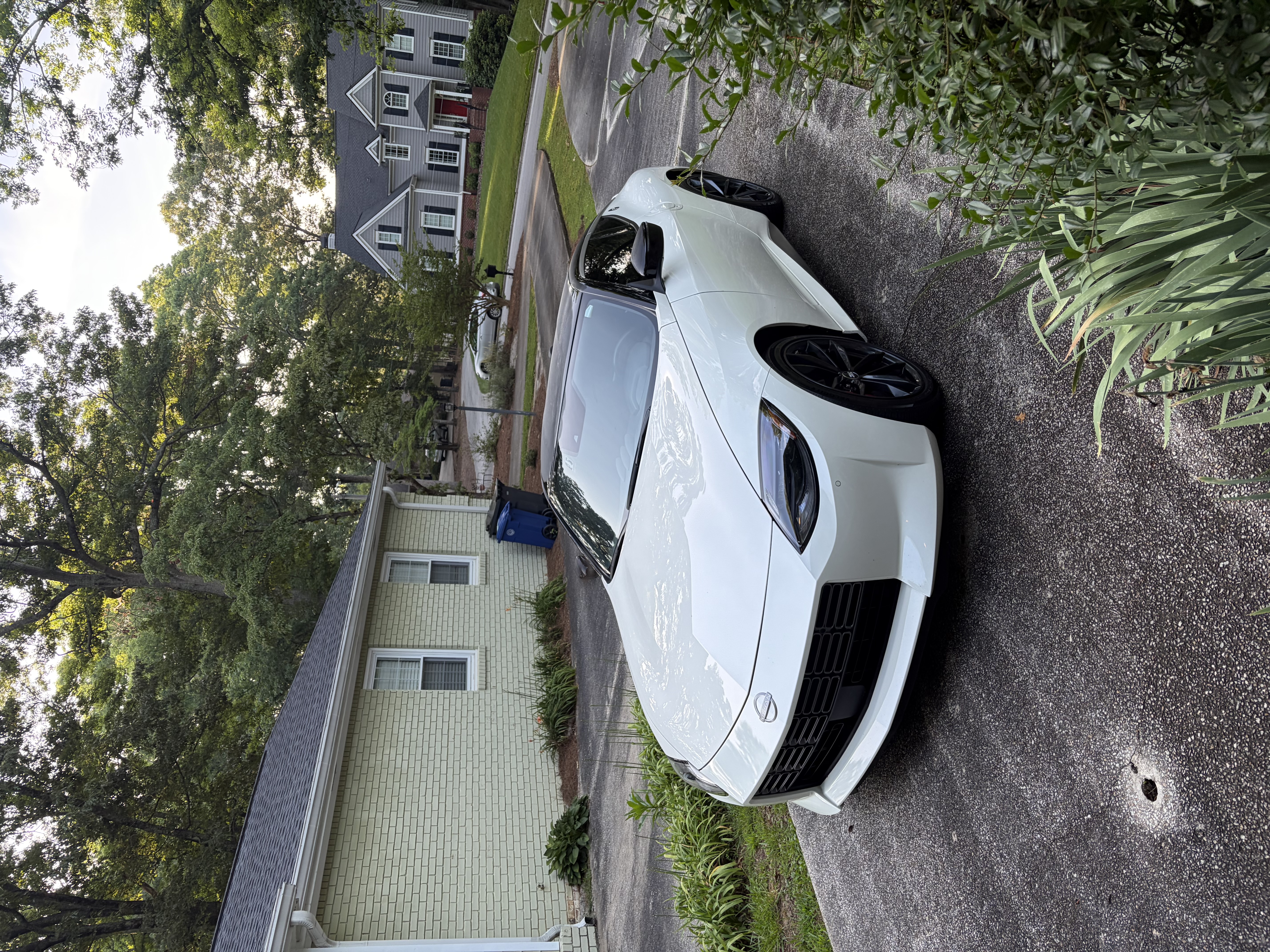 Used 2025 Nissan Z Performance w/ Floor Mat Package RWD image 14