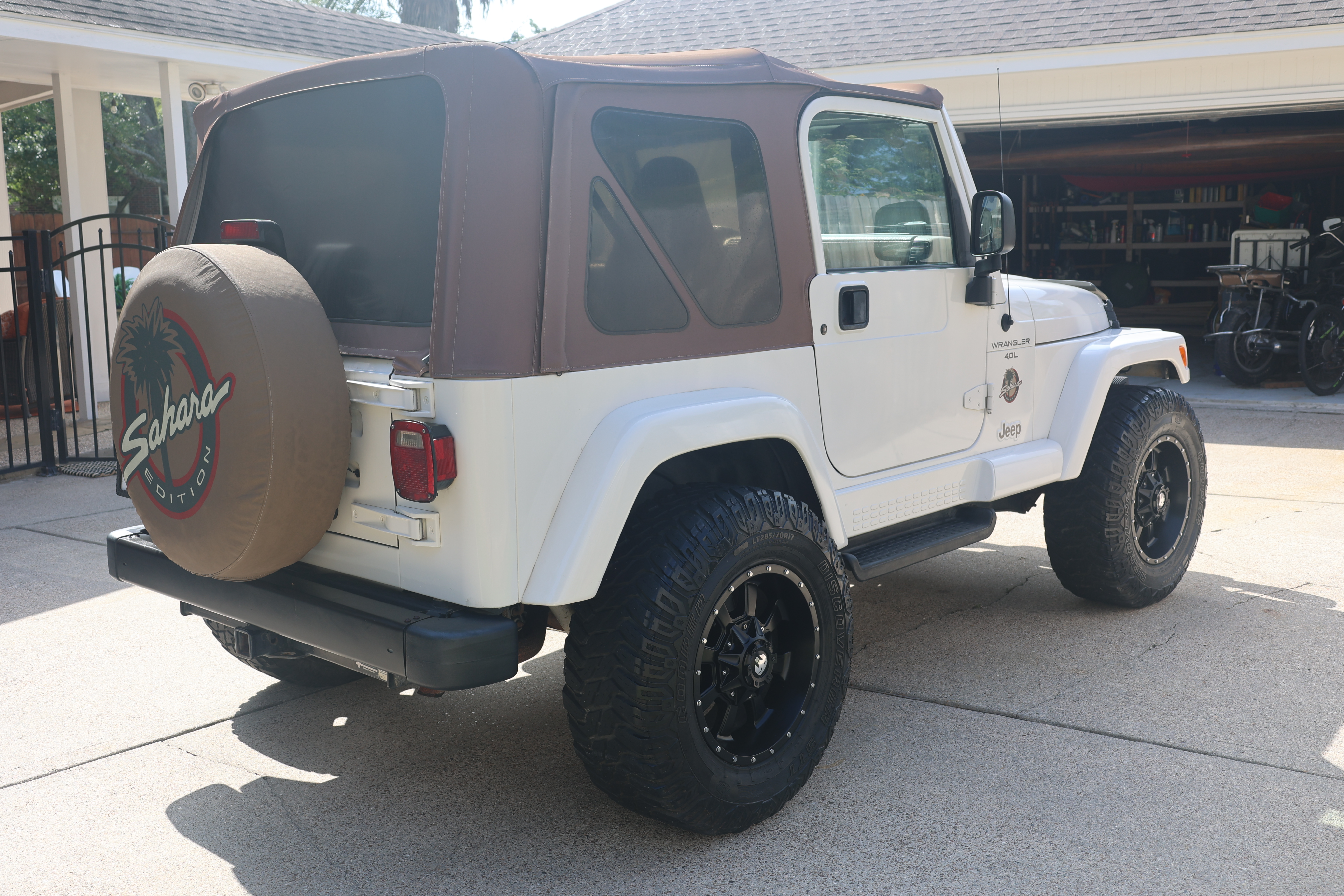 Used 2000 Jeep Wrangler Sahara AWD/4WD image 4