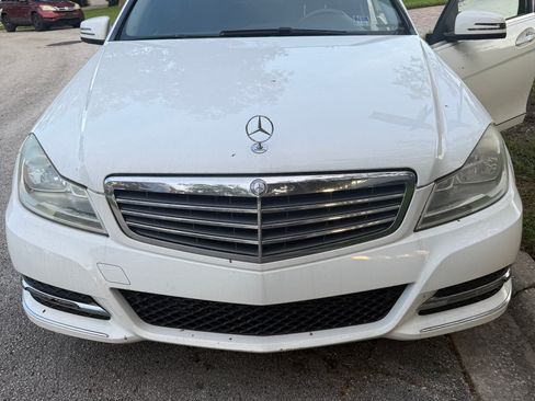 Used 2014 Mercedes-Benz C 250 Sedan image 5