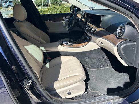 Used 2018 Mercedes-Benz E 300 image 20