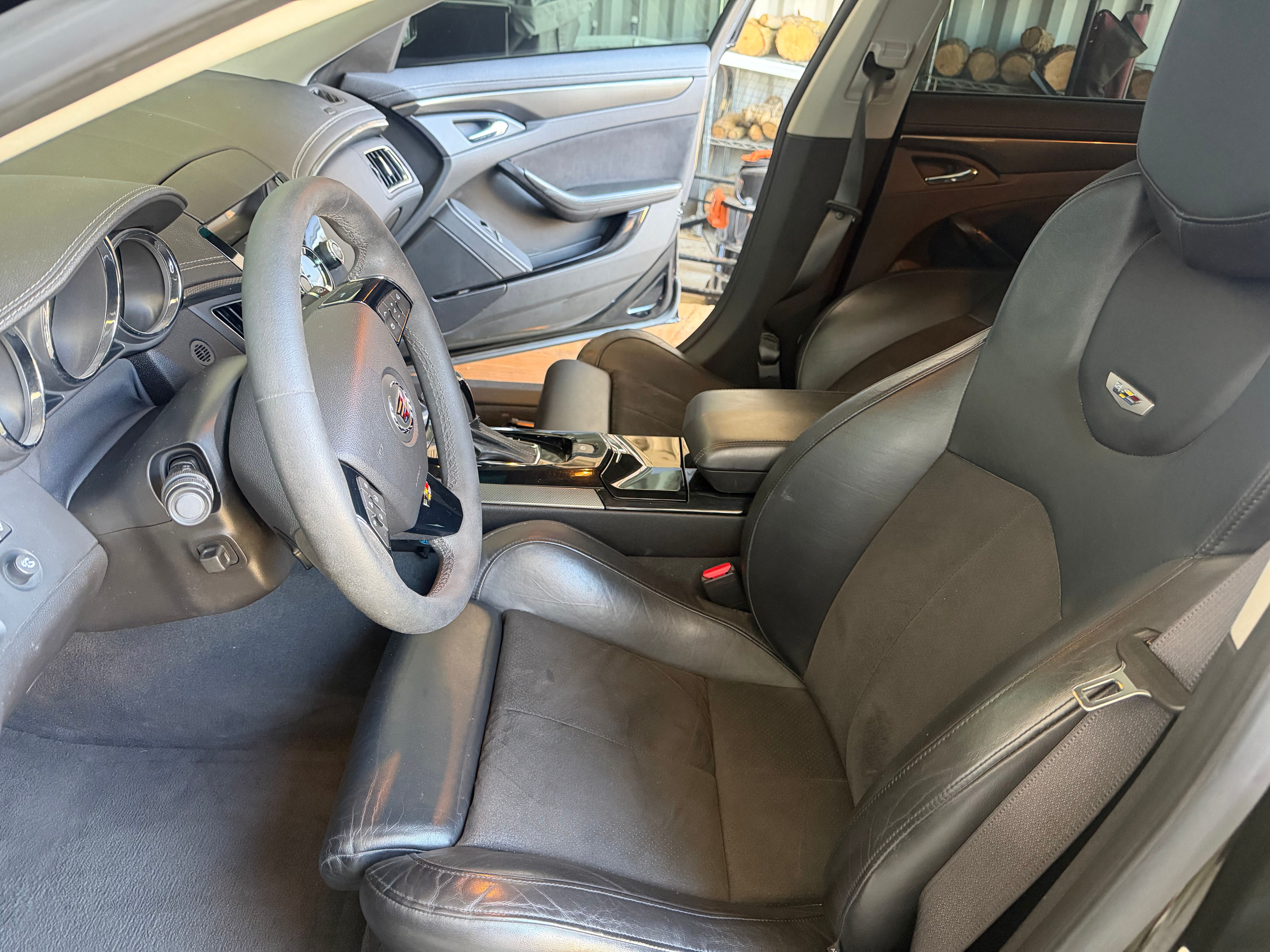 Used 2009 Cadillac CTS V RWD image 10