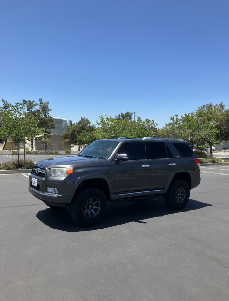 Used 2011 Toyota 4Runner SR5 RWD image 24