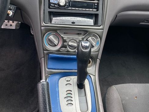Used 2002 Toyota Celica GT image 12