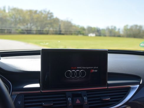 Used 2017 Audi S6 Prestige image 18