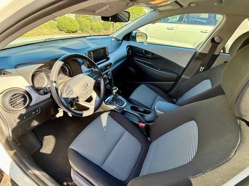 Used 2020 Hyundai Kona SEL image 5