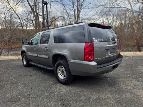Used 2007 GMC Yukon XL 2500 SLE image 5