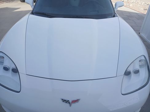 Used 2007 Chevrolet Corvette Convertible w/ Preferred Equipment Group RWD image 1