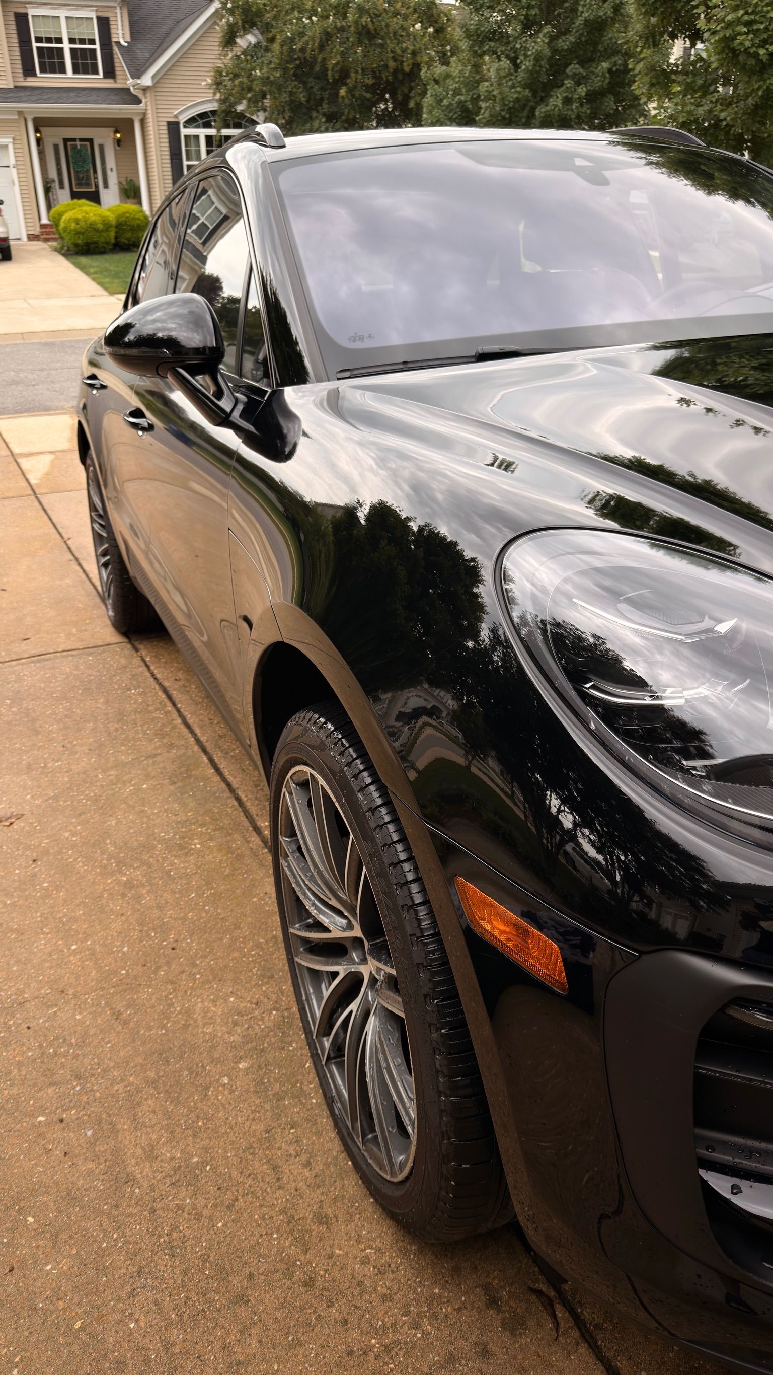 Used 2023 Porsche Macan AWD/4WD image 13