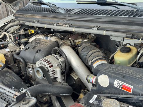 Used 1999 Ford F250 2WD SuperCab Super Duty image 11