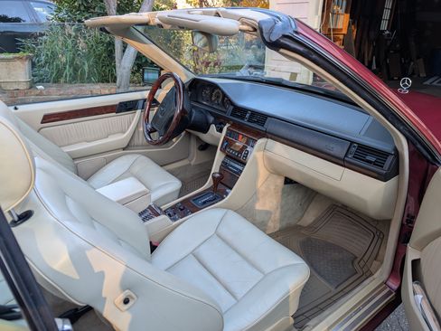 Used 1993 Mercedes-Benz 300 CE Convertible image 15