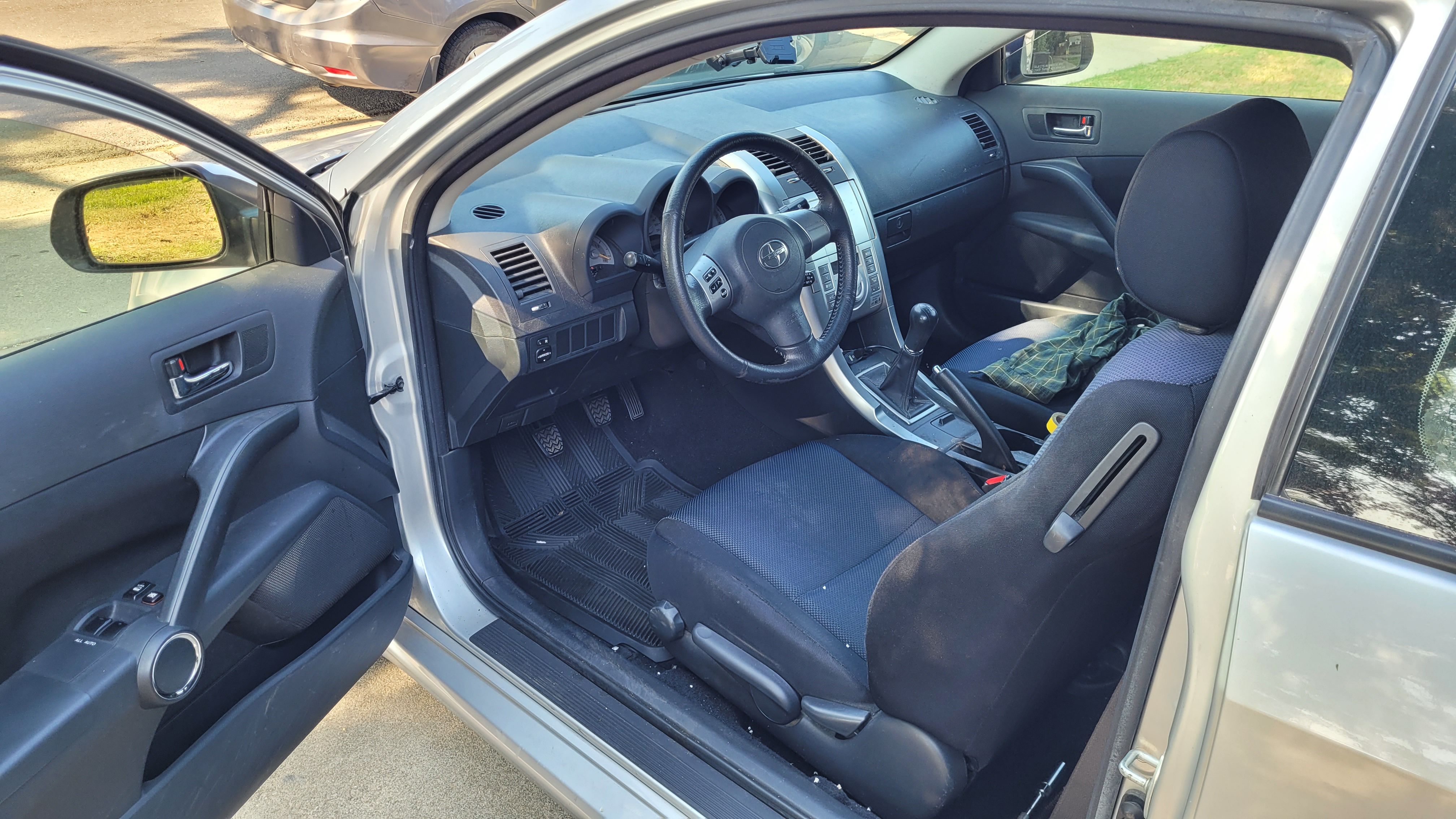 Used 2007 Scion tC FWD image 8