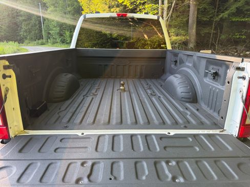 Used 2020 Ford F350 Lariat AWD/4WD image 6