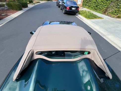 Used 2008 Pontiac Solstice Convertible w/ Preferred Package RWD image 10