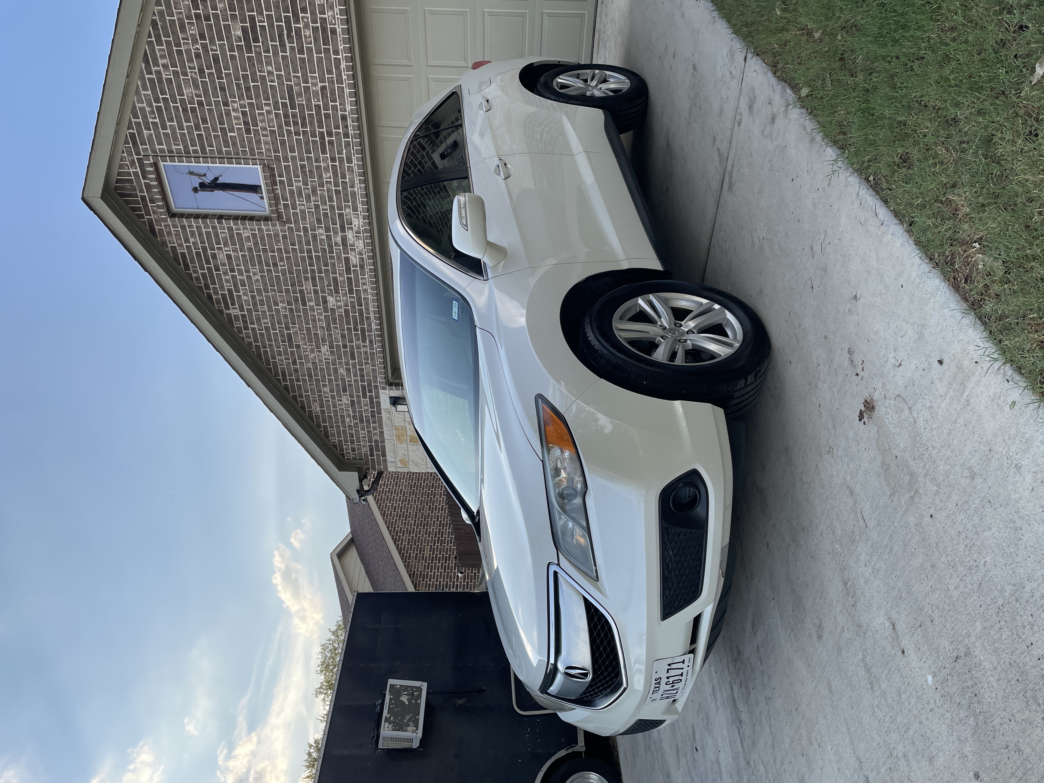 Used 2015 Acura RDX FWD image 2