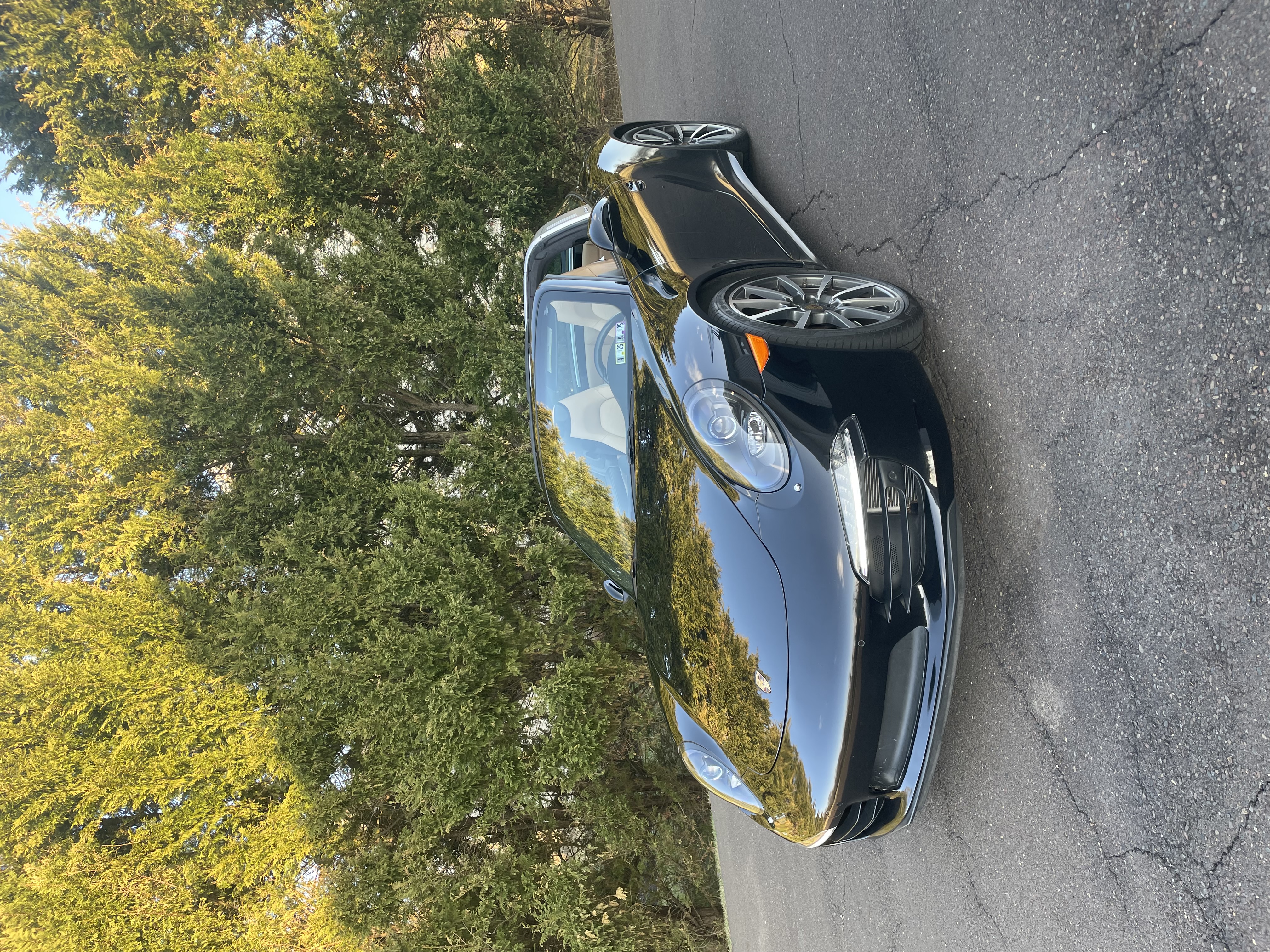 Used 2015 Porsche 911 Targa 4S AWD/4WD image 1
