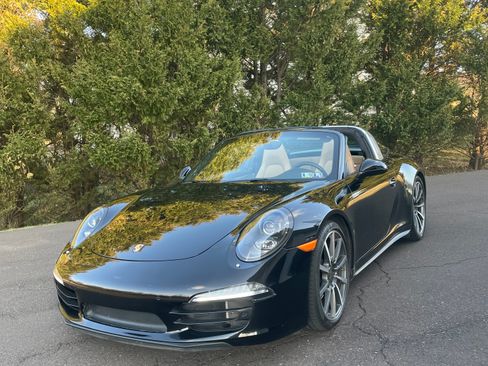 Used 2015 Porsche 911 Targa 4S AWD/4WD image 1