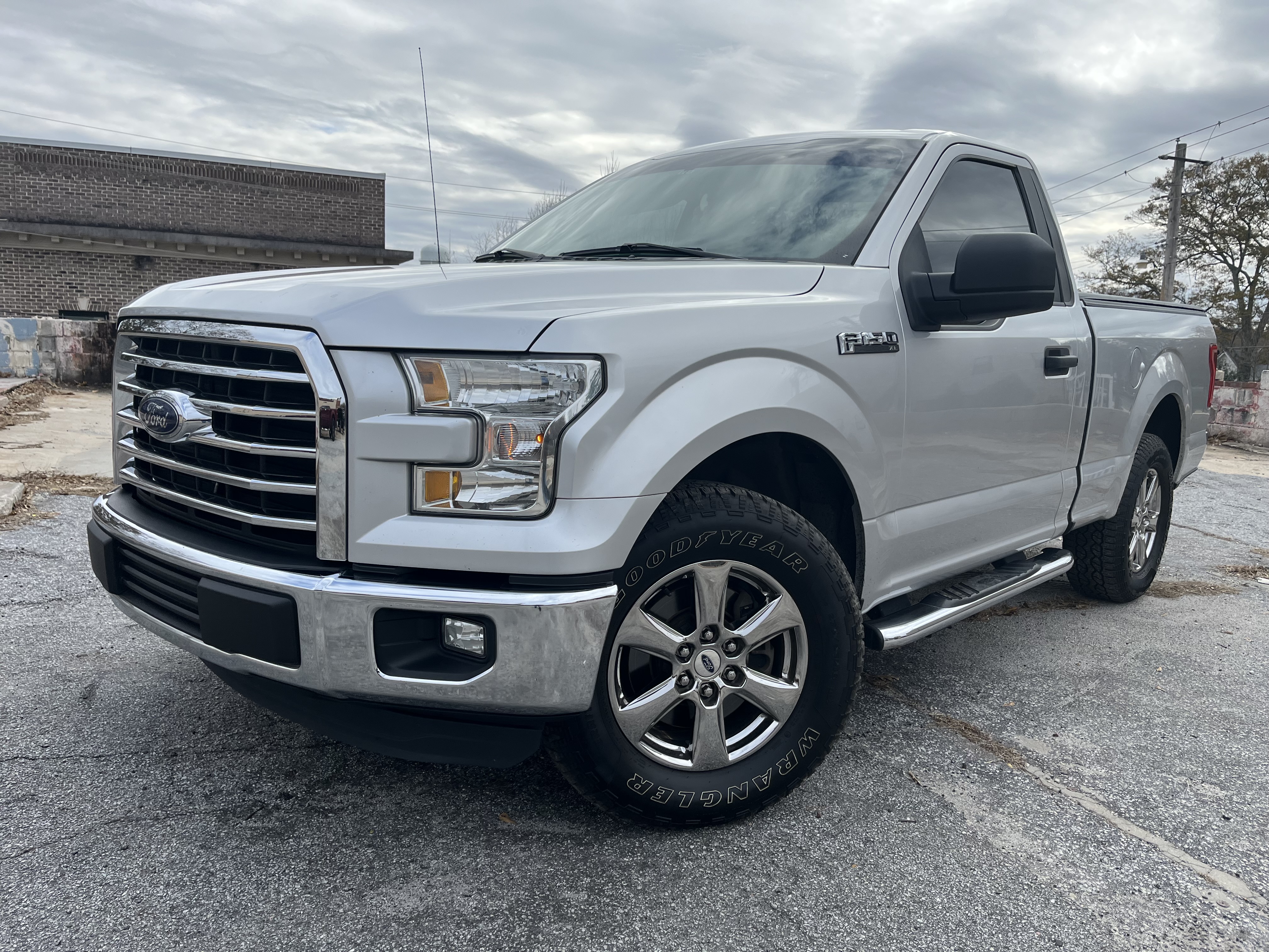 Used 2015 Ford F150 XL w/ Equipment Group 101A Mid RWD image 15