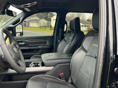 Used 2025 RAM 2500 Laramie image 19