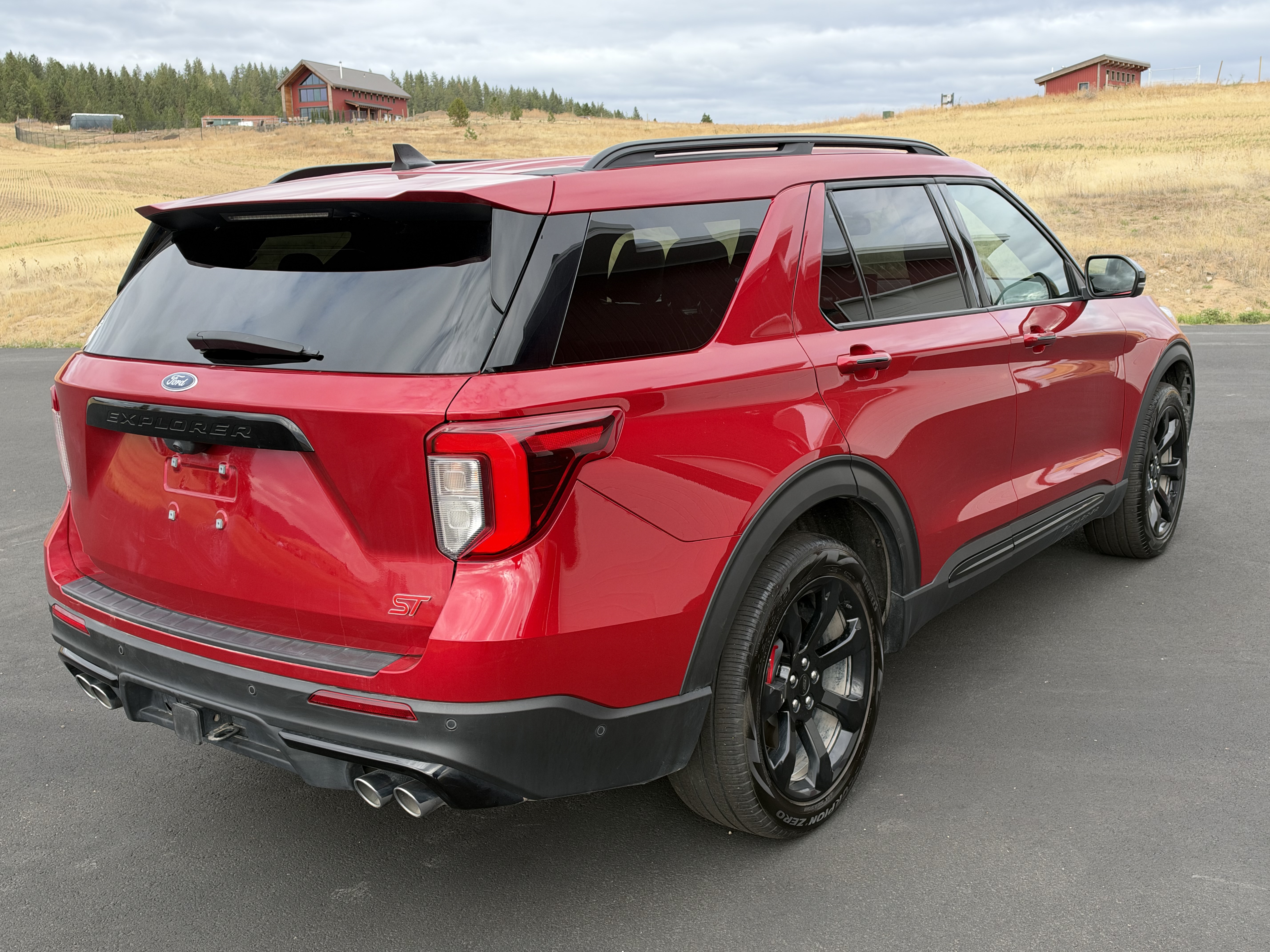 Used 2021 Ford Explorer ST w/ Equipment Group 401A AWD/4WD image 2