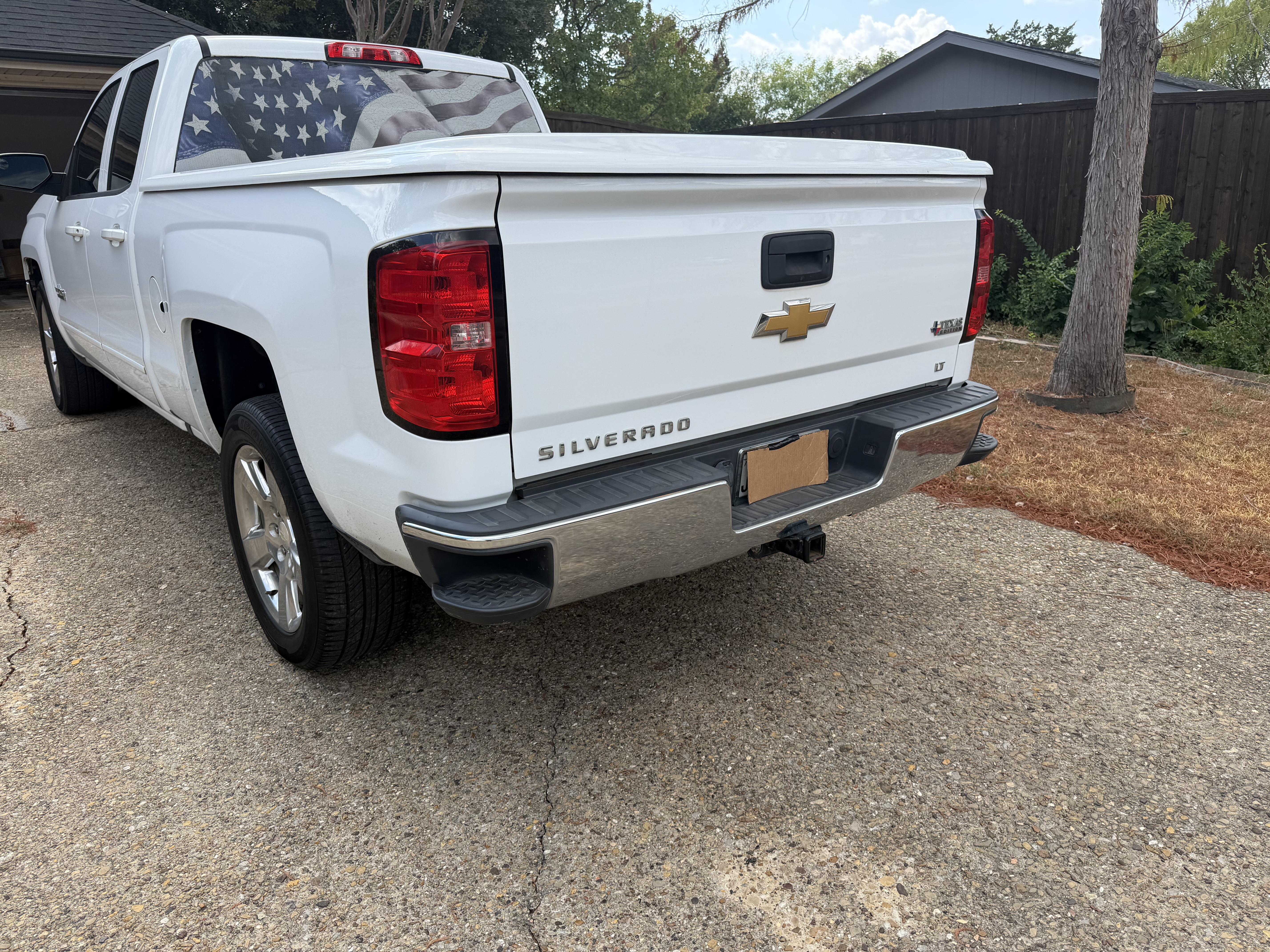Used 2017 Chevrolet Silverado 1500 LT w/ Texas Edition RWD image 5