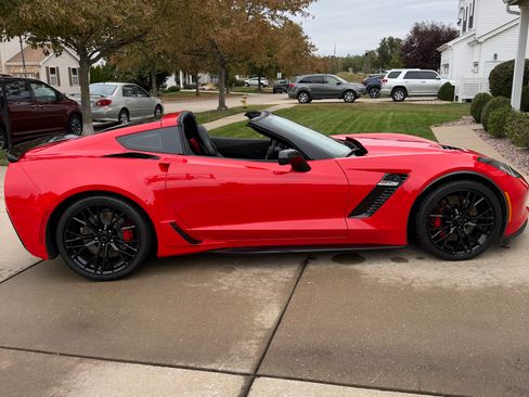Used 2019 Chevrolet Corvette Z06 w/ Battery Protection Package image 4