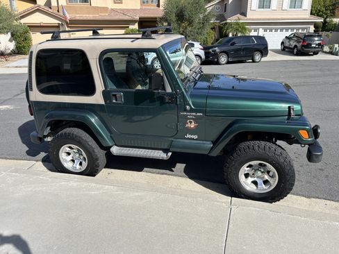 Used 2001 Jeep Wrangler Sahara image 4