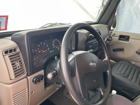 Used 2006 Jeep Wrangler Rubicon AWD/4WD image 21