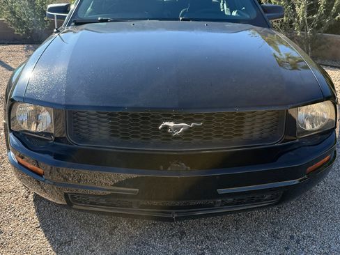 Used 2005 Ford Mustang Coupe image 5