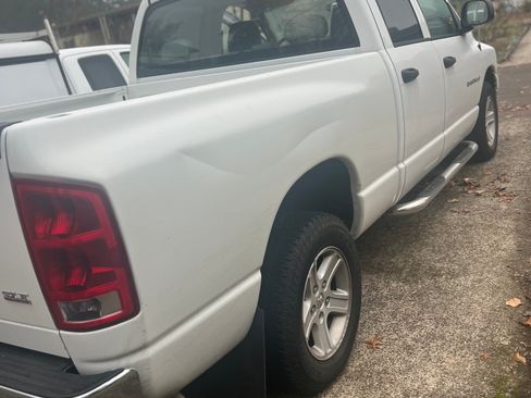 Used 2006 Dodge Ram 1500 Truck SLT image 6