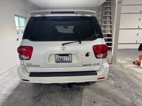Used 2006 Toyota Sequoia Limited image 6