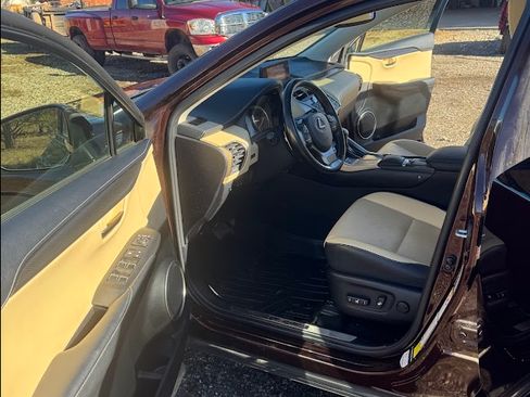 Used 2018 Lexus NX 300h AWD w/ Comfort Package image 14