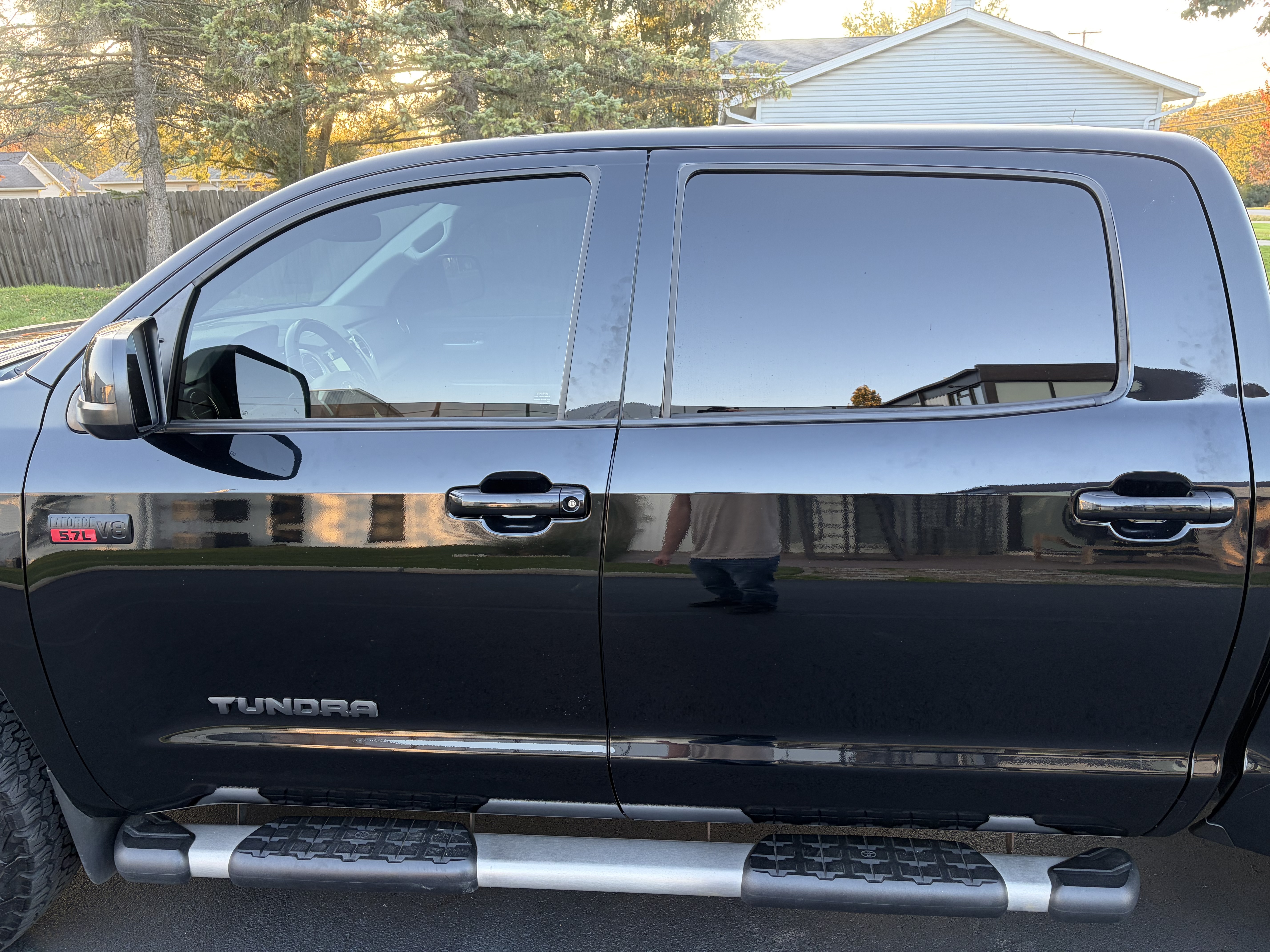 Used 2019 Toyota Tundra Limited w/ Limited Premium Package AWD/4WD image 16