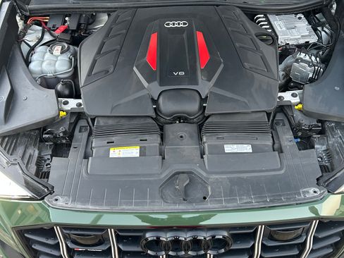 Used 2022 Audi SQ8 Prestige w/ Prestige Package AWD/4WD image 11