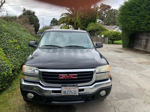 Used 2007 GMC Sierra 1500 SLE w/ Light Duty Power Package image 2