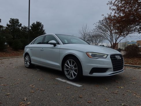 Used 2015 Audi A3 2.0T Premium Plus image 2