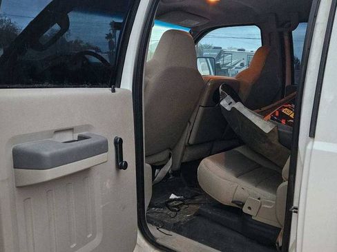 Used 2008 Ford F550 4x4 Crew Cab Super Duty image 6