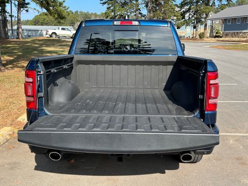 Used 2023 RAM 1500 Laramie image 10