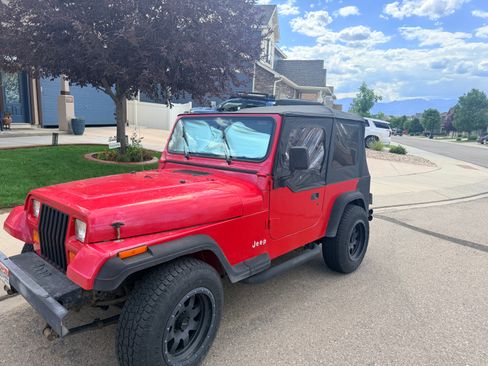 Used 1995 Jeep Wrangler Rio Grande AWD/4WD image 4