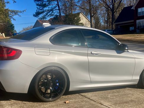 Used 2017 BMW M240i Coupe image 13