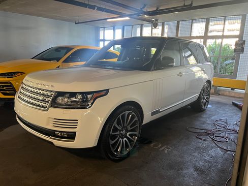 Used 2016 Land Rover Range Rover Long Wheelbase Supercharged image 14