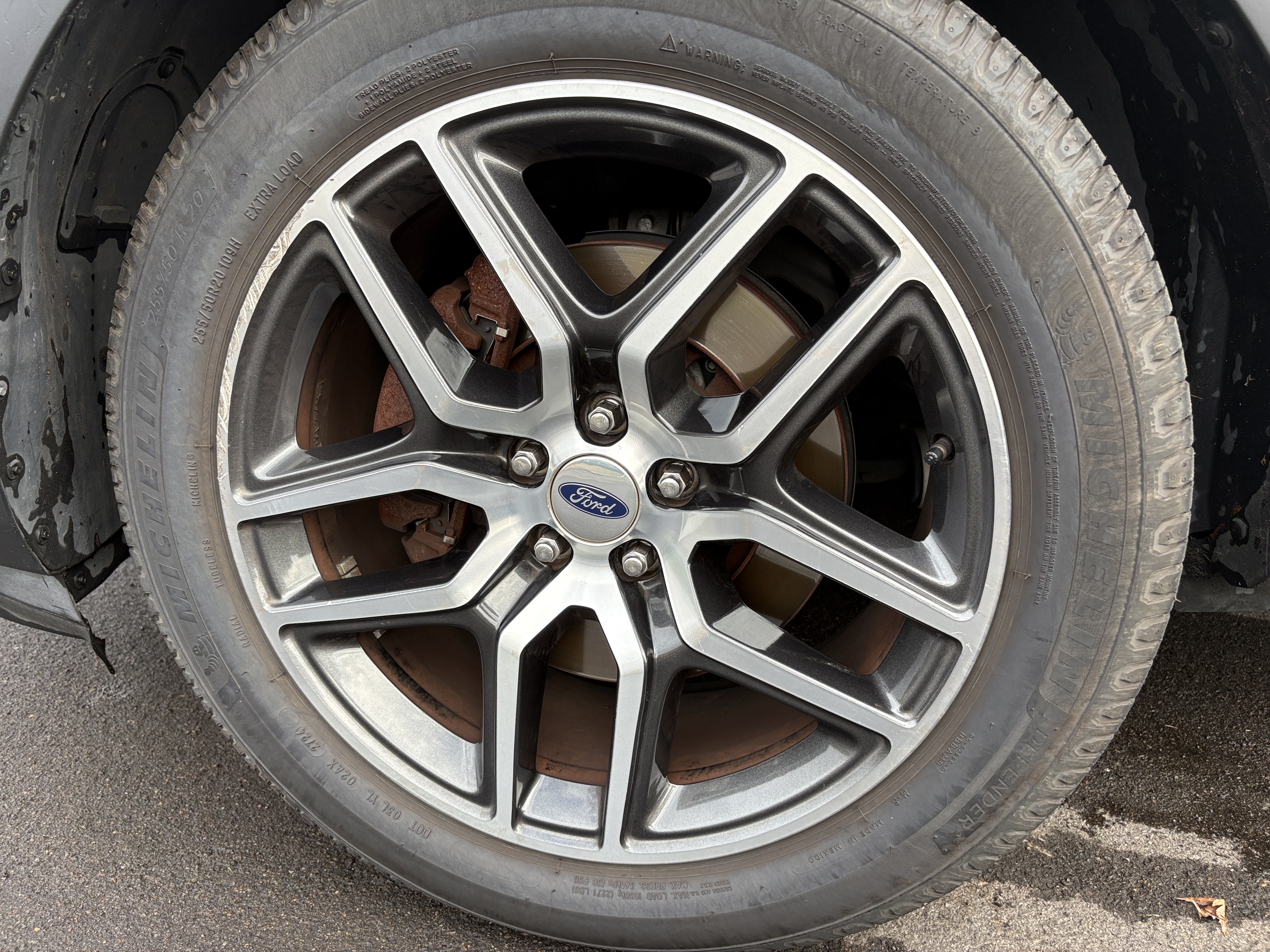 Used 2017 Ford Explorer Sport AWD/4WD image 26