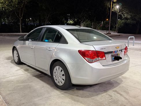 Used 2015 Chevrolet Cruze LS image 5