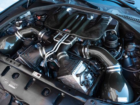 Used 2013 BMW M5 image 22